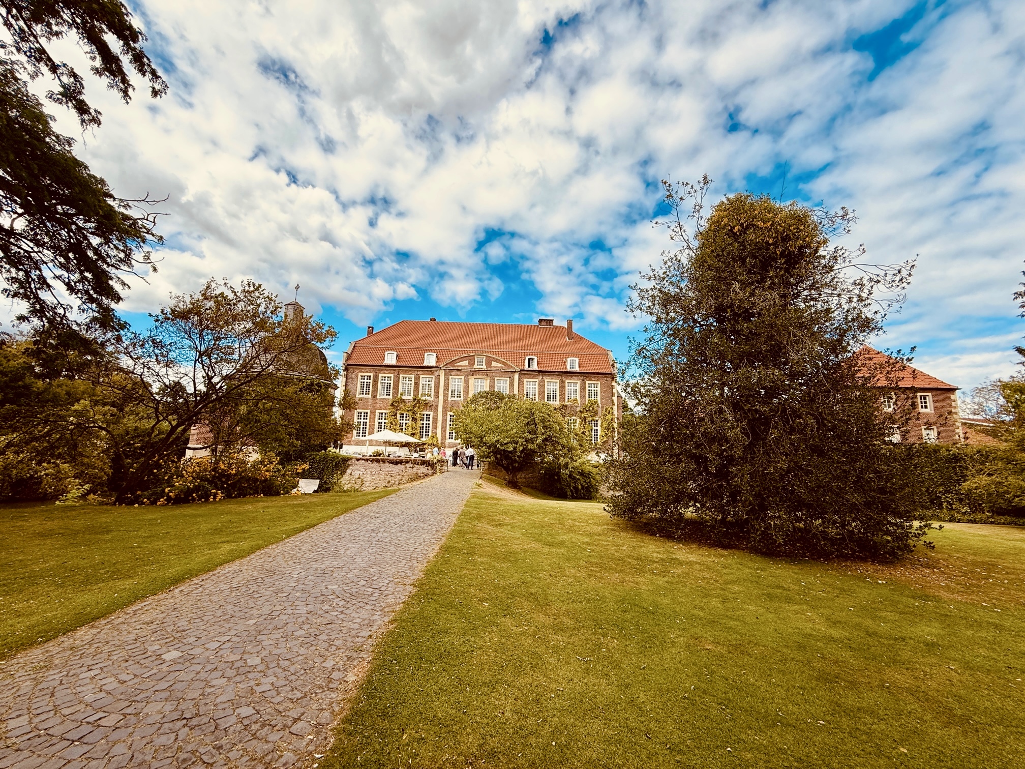 Schloss Wilkinghege im August